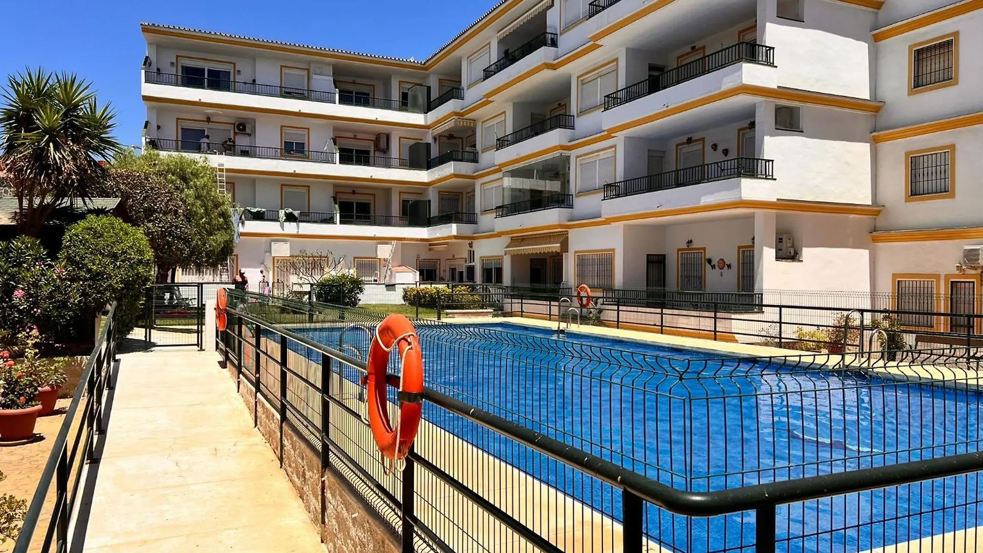 Apartamento A 200 Metros De La Playa Apartment La Cala De Mijas Spain